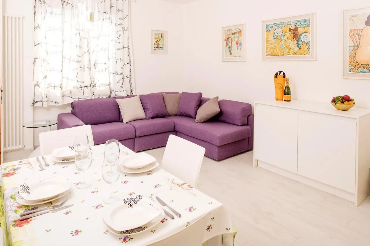 Daliahouse Bardolino Family And Cozy Apartment 0*,  Itálie